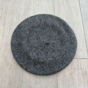Gray Wool Beret